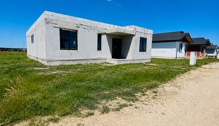 Casă parter semifinisatǎ Cihei– 500 mp teren