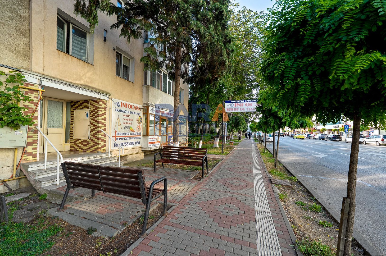 3 camere, etaj 1, lângă Primărie - Poză 17