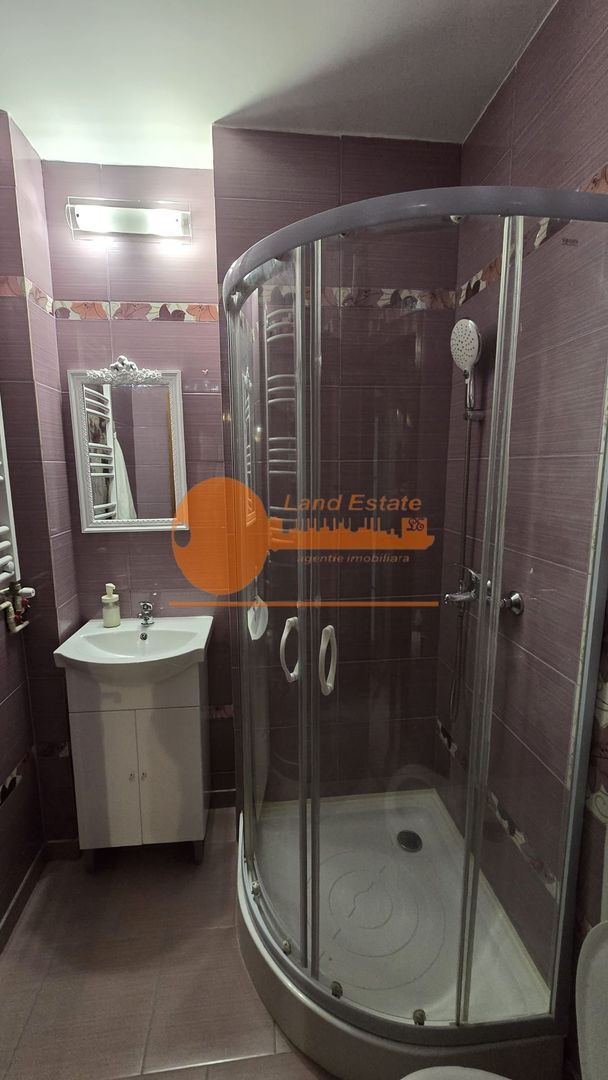 Apartament cu 4 camere in zona Lacul Tei - Bloc Reabilitat - Poză 9