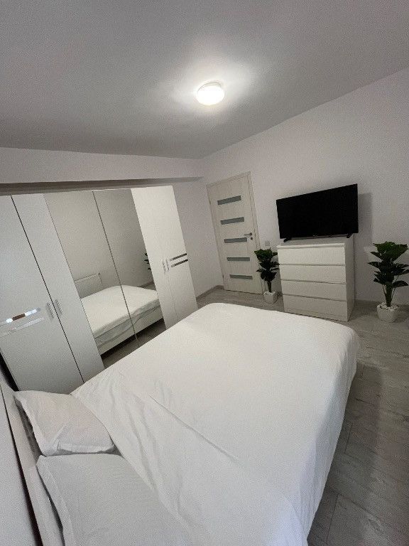 Apartament 3 camere Militari Residence | Terasă, Curte și Spațiu Comercial - Poză 6