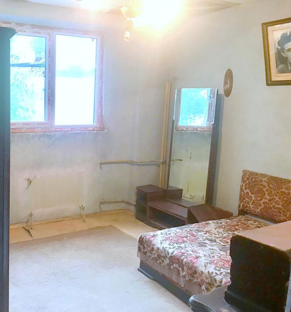 Exclusivitate - Apartament 2 camere în Micro 17, parter,  de renovat - Poză 2