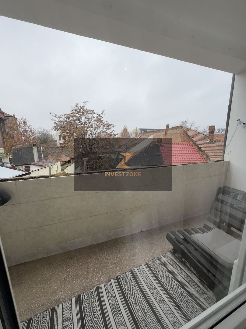 Apartament ultracentral, str. Roman Ciorogariu Oradea - Poză 10