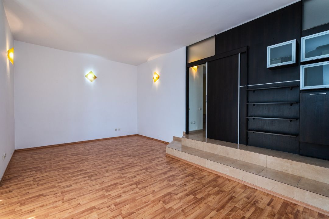 Proprietate premium vis-a-vis de noul Stadion Nicolae Dobrin - Poză 13