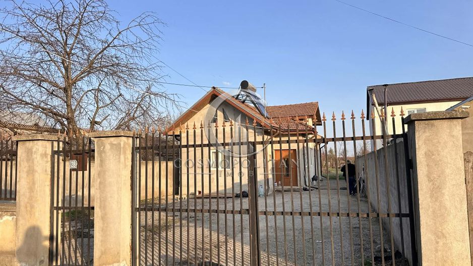 Casa si teren 740mp in Vadu Pasii/BZ ~ constructie 2007, finisaje - Poză 6