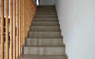 Vila tip duplex S+P+E cartier IZVOR Tarlungeni semimobilata179000 euro - Poză 24