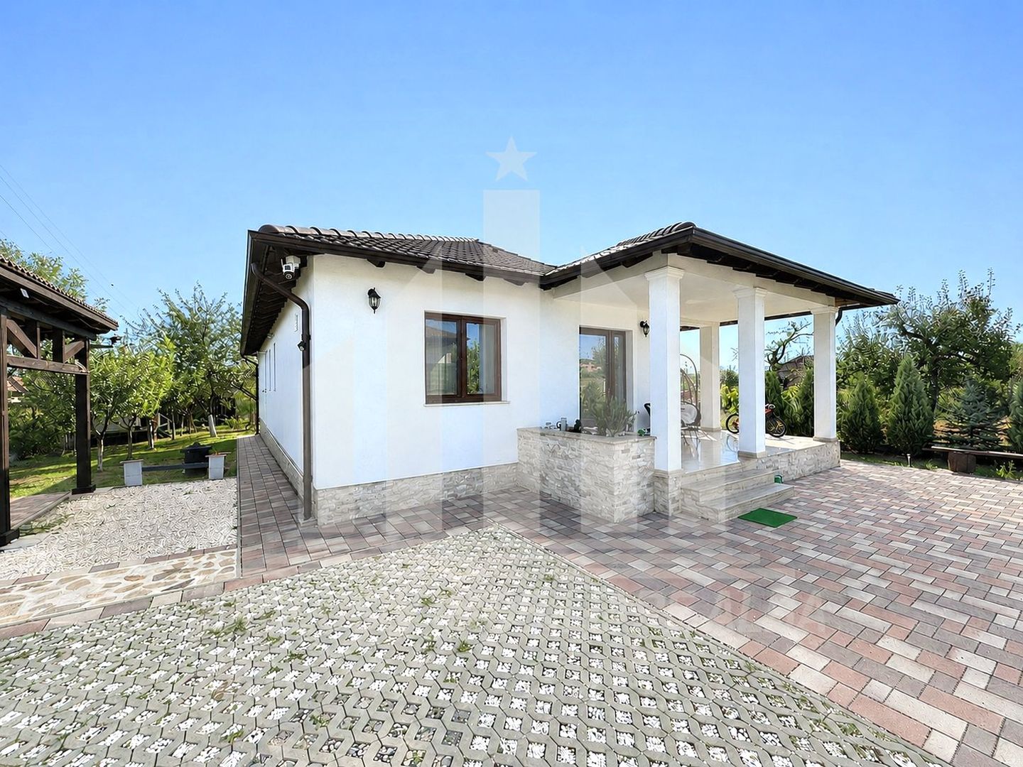 Casa individuala 1 nivel | 140 mp | 1728 mp teren | Alba-Micesti - Poză 1