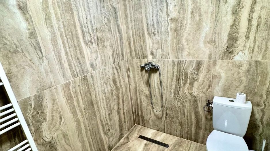 Casă de închiriat – Str. Trandafirilor - Poză 7