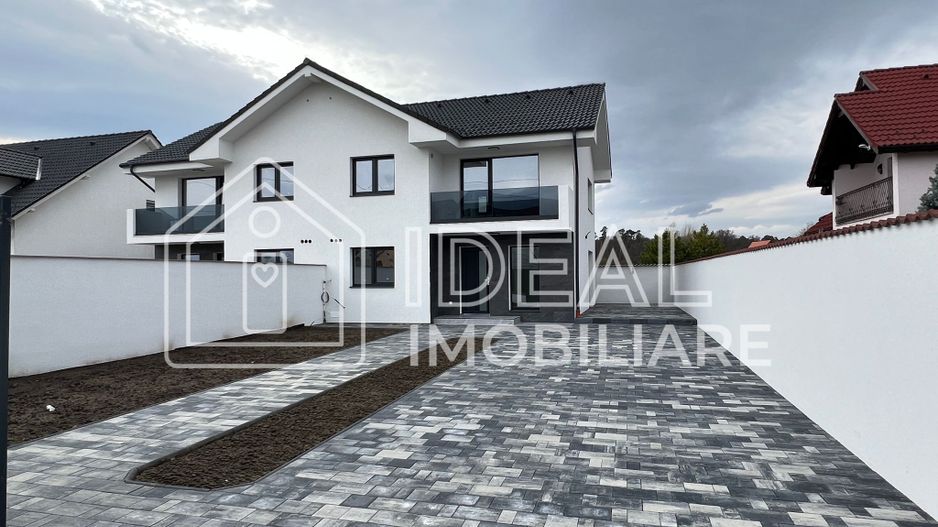 Duplex Modern cu 4 camere si gradina LA CHEIE, in Calea Cisnadiei - Poză 1