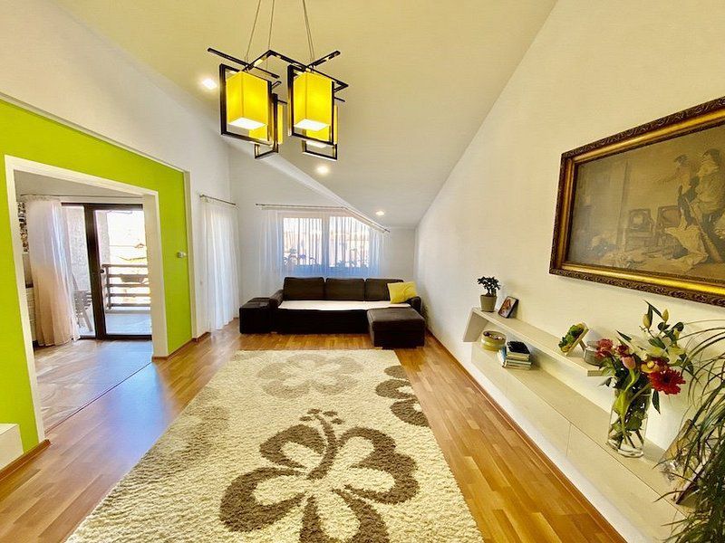 Apartament de inchiriat, zona linistita in cartierul Tractorul. - Poză 8