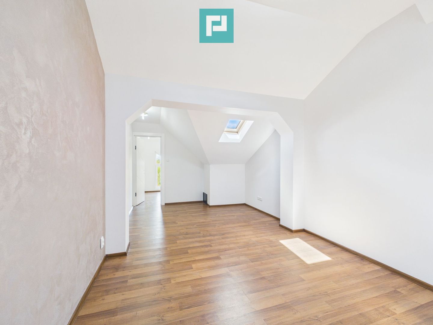 Apartament premium pe 2 nivele - Dumbrăvița - Poză 24