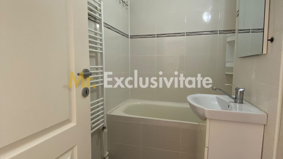 Garsonieră de vânzare în Mioveni etaj 2 - Poză 3