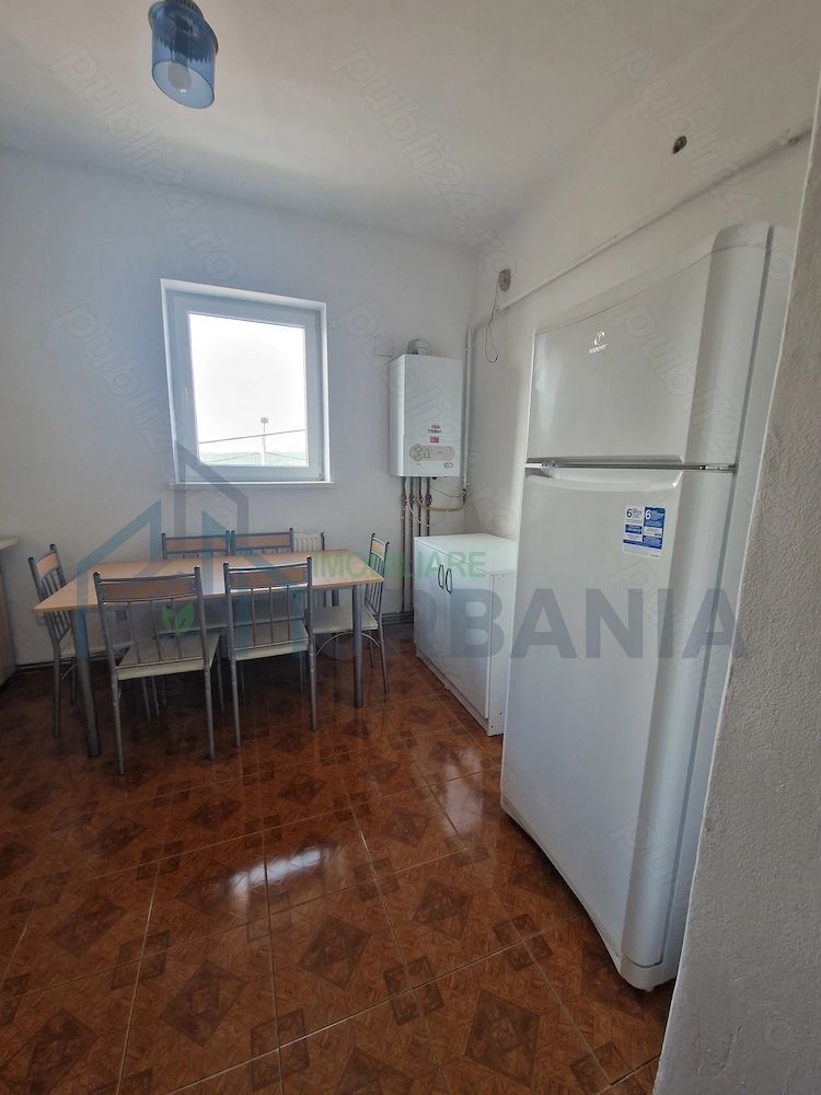 Coleg de apartament în zona Blocuri Păcurari, Iași – 250 euro - Poză 4
