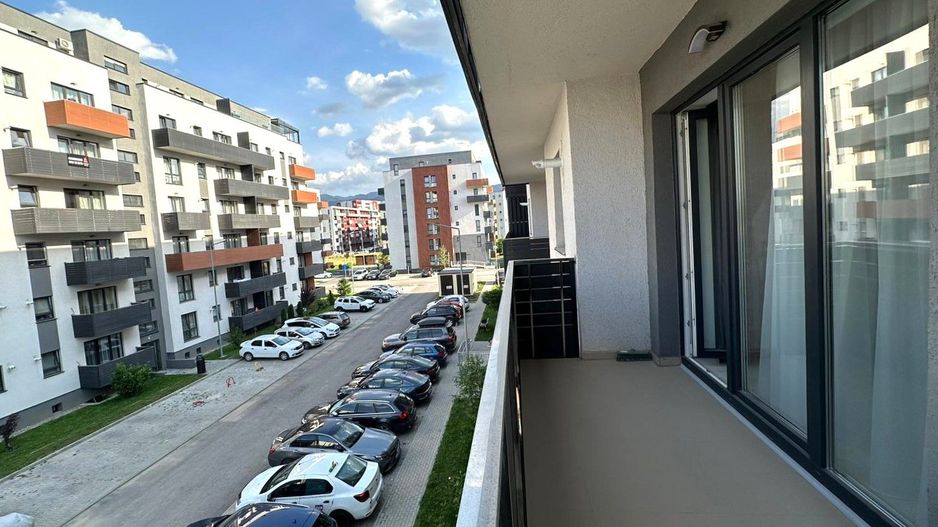 Vanzare apartament nou mobilat cu parcare si boxa Avantgarden 3 - Poză 2