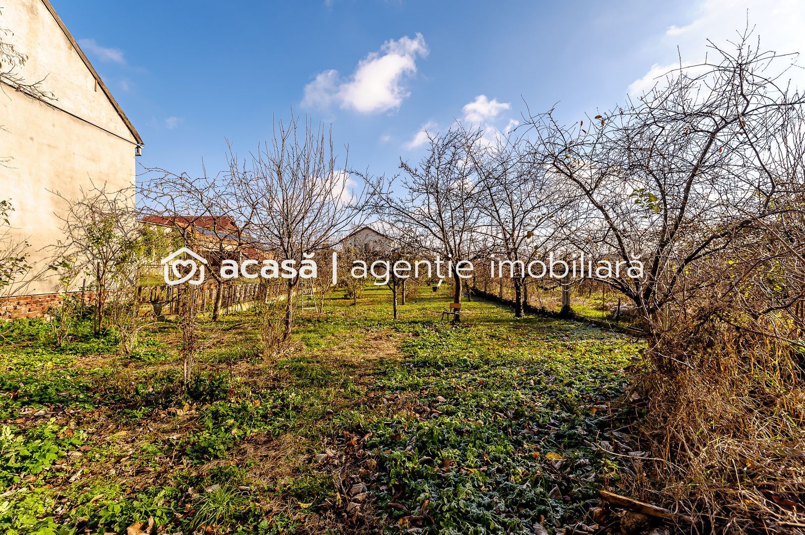 Locuință spațioasă cu grădină mare, în Aradul Nou, calea Timișorii - Poză 9