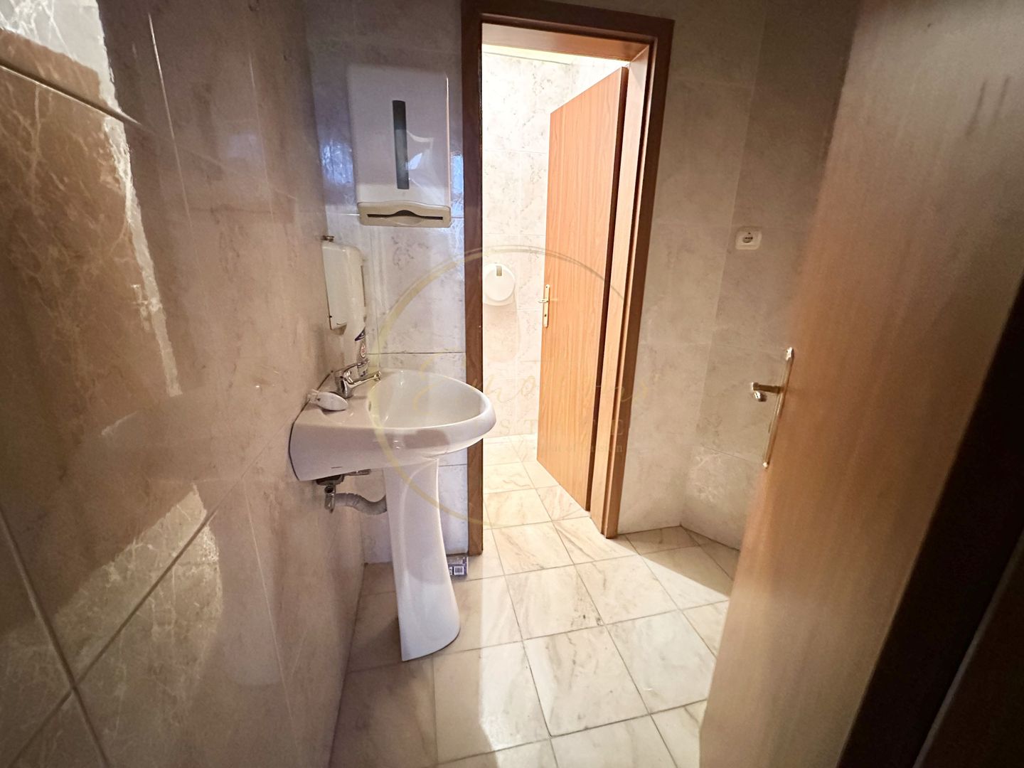 OCAZIE | Spațiu Comercial  - Piața Libertăți - Poză 35