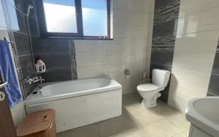 Casa cu teren generos de 750 mp, P+1E in zona Mehala - Poză 25
