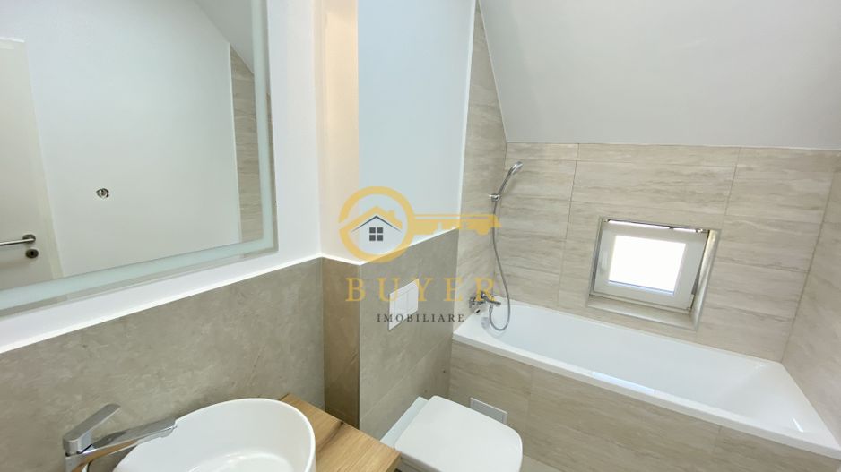 Casa intabulata, finisata LA CHEIE- Talmaciu, zona cu peisaj superb - Poză 15