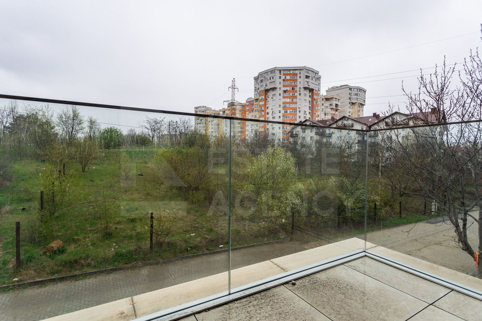 Vânzare, townhouse, 3 nivele, 180 mp, Balcani, Buiucani - Poză 9