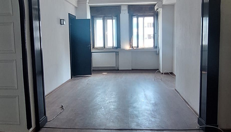 Apartament 4 camere Magheru 135mp Risc 1 - Poză 2