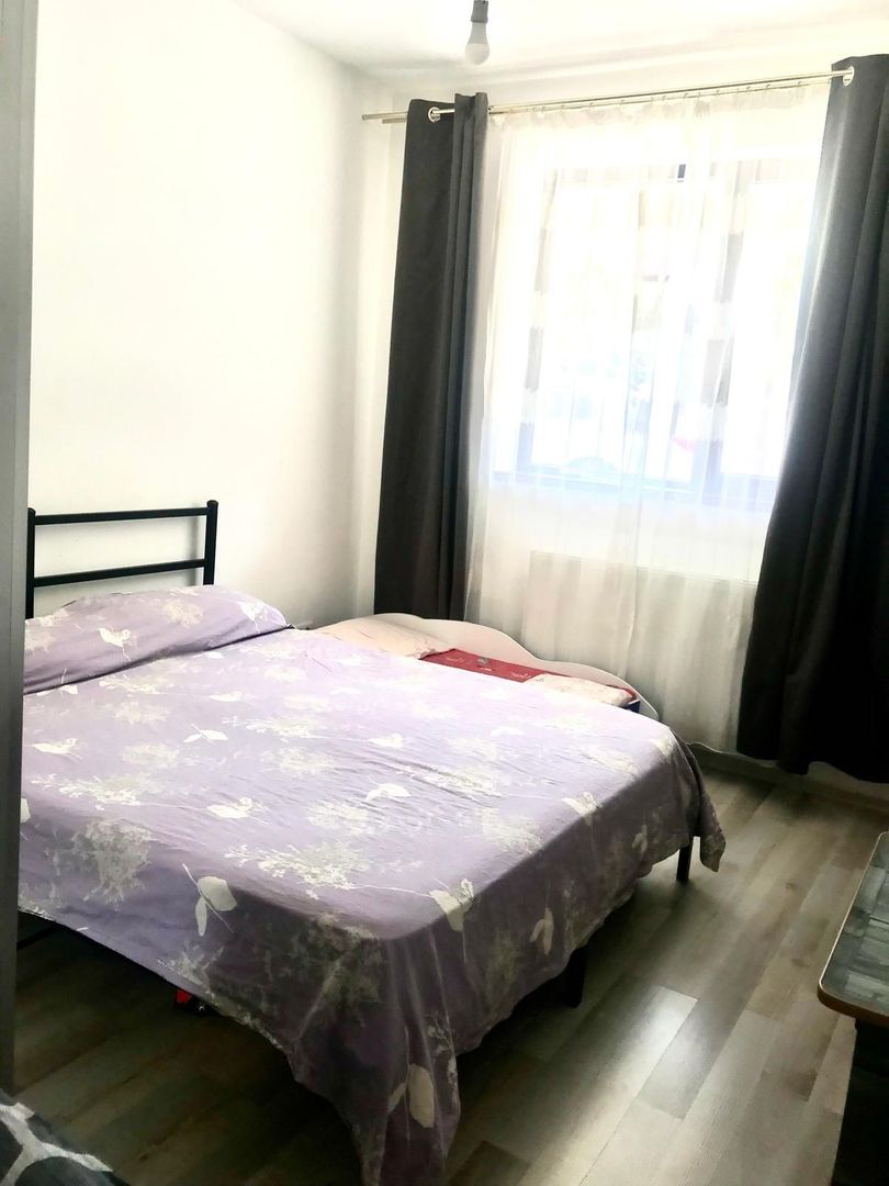 Apartament 3 camere cu parcare – Strada Rezervelor, demisol înalt, 52 mp - Poză 2