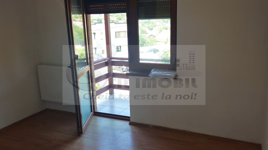 Apartament cu 3 camere, 70mp, zona Bucium - Poză 14