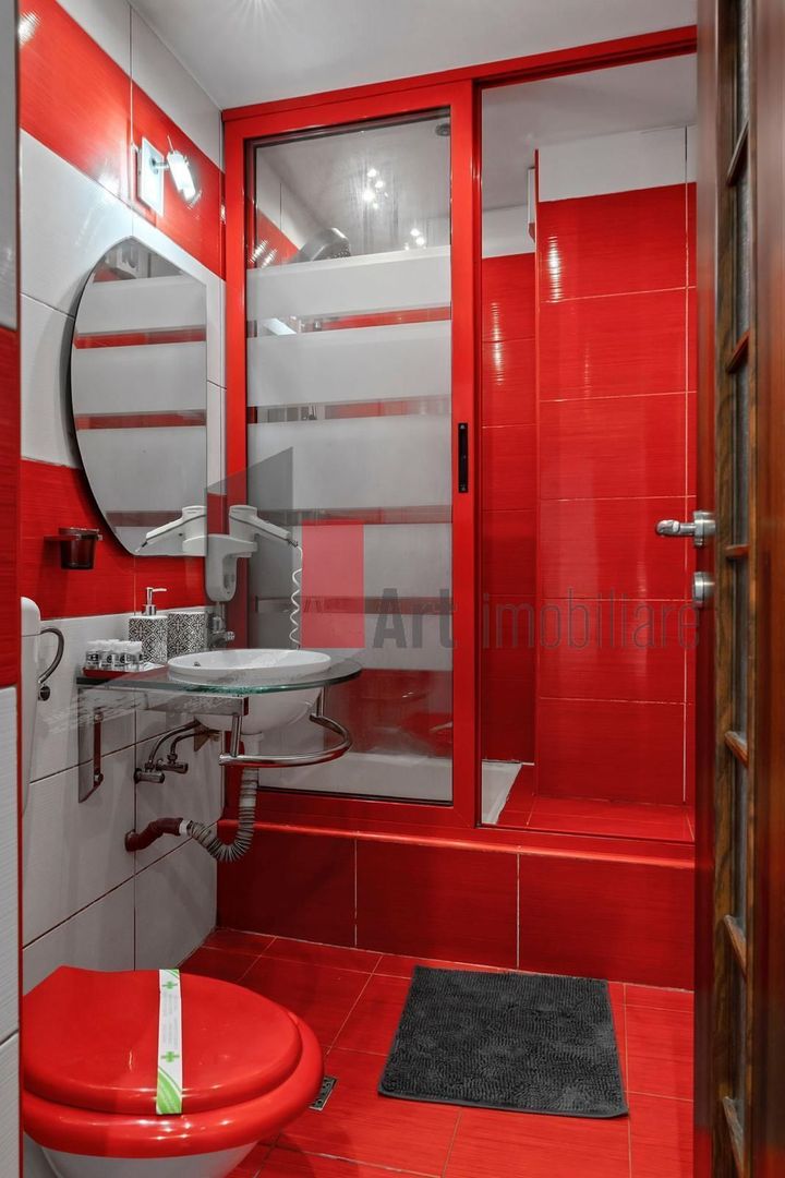 APARTAMENT  DE  4 CAMERE UNIRII - Poză 31