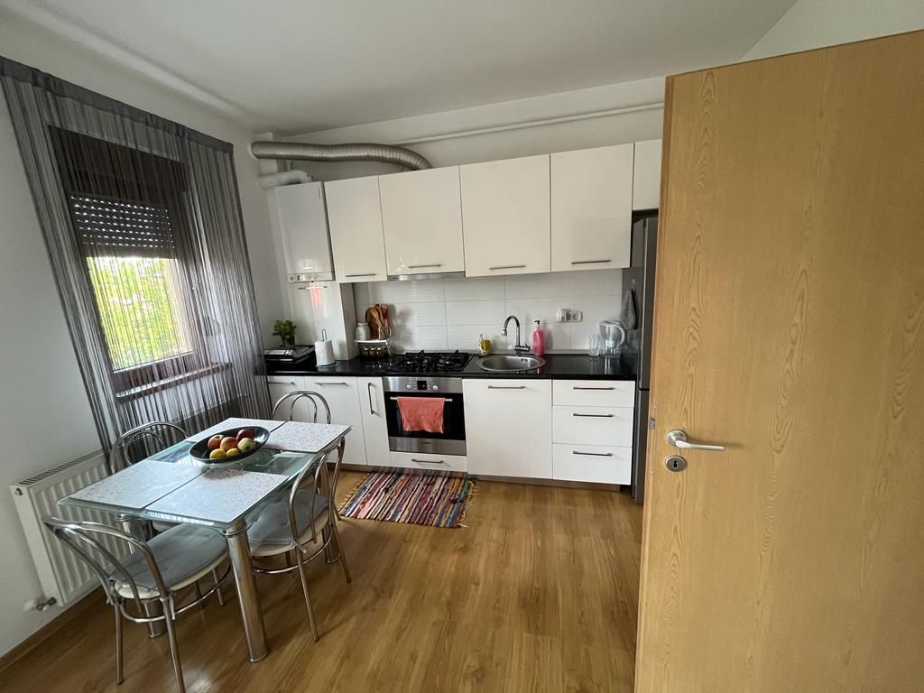 Apart bloc nou etaj 1, Complex -Judetean +loc parcare - Poză 19