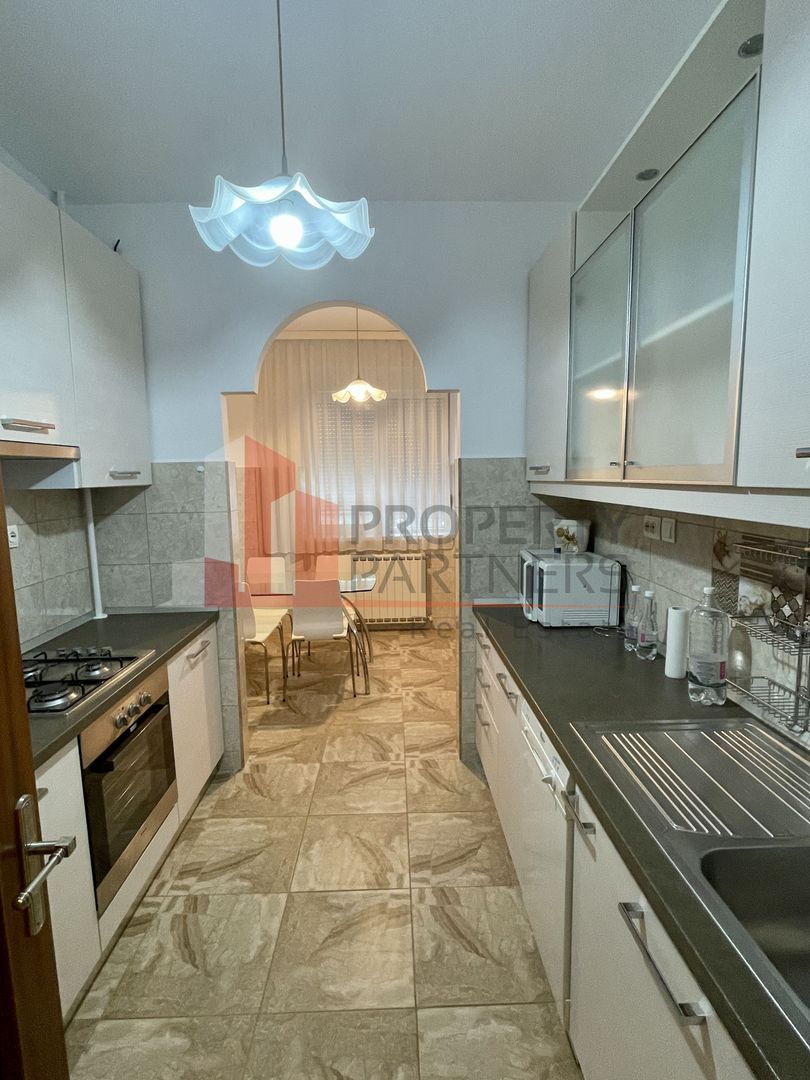 Apartament 3 camere în zona Primăverii - Poză 4