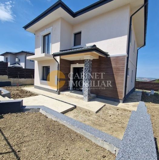 Miroslava Casa 4 camere FINALIZATA si Intabulata - 2 bai - Poză 1