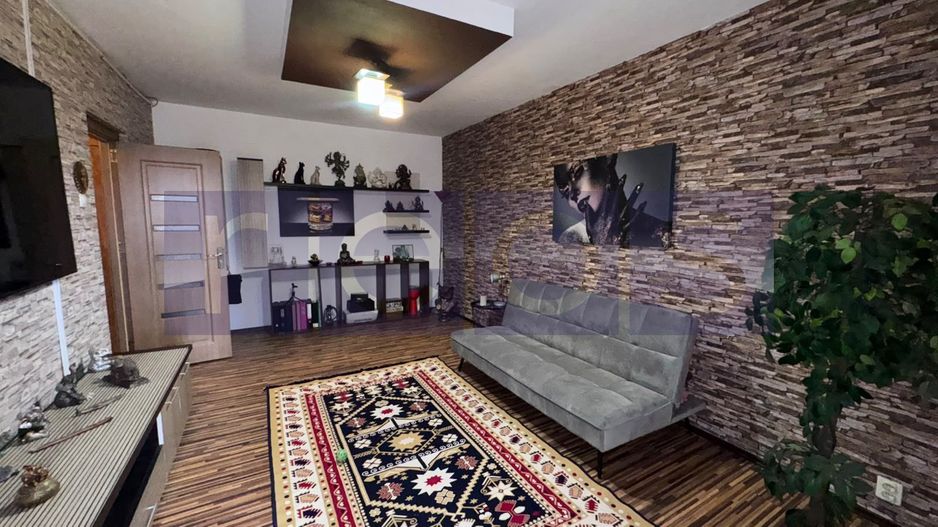 De vanzare 2 camere | Zona Titan - Poză 1
