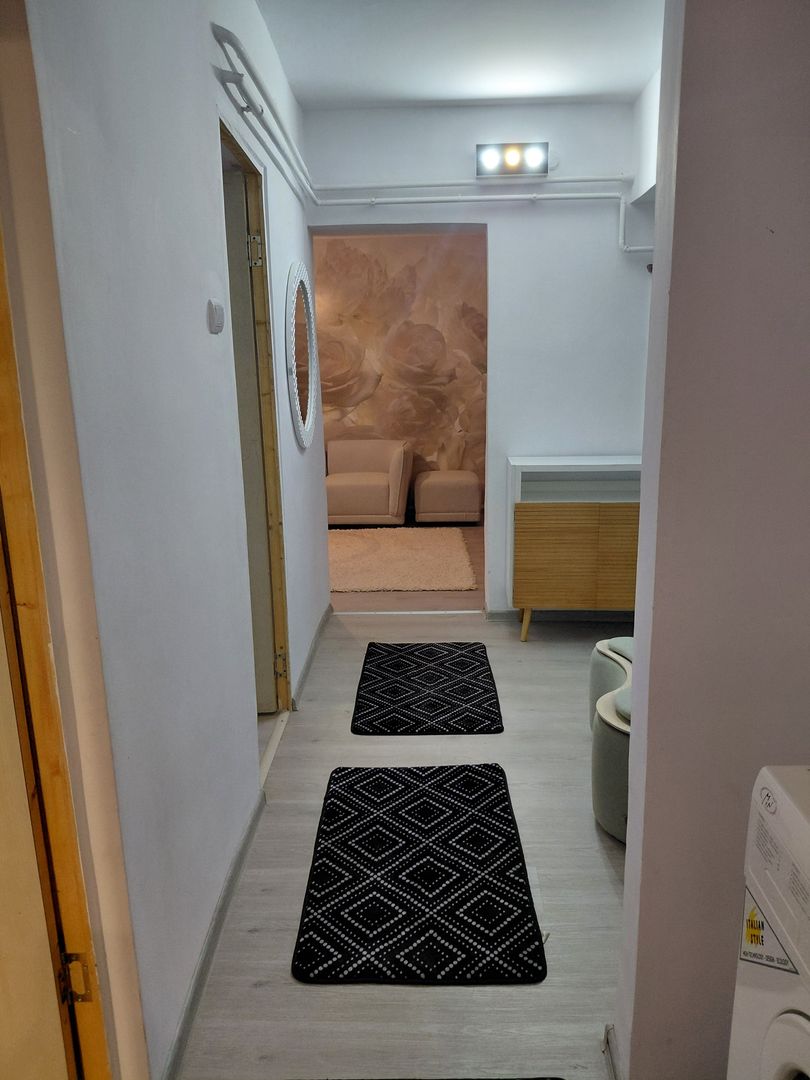 De inch iriat apartament 2 cam dec – Zona Baia Comunală, parter - Poză 9