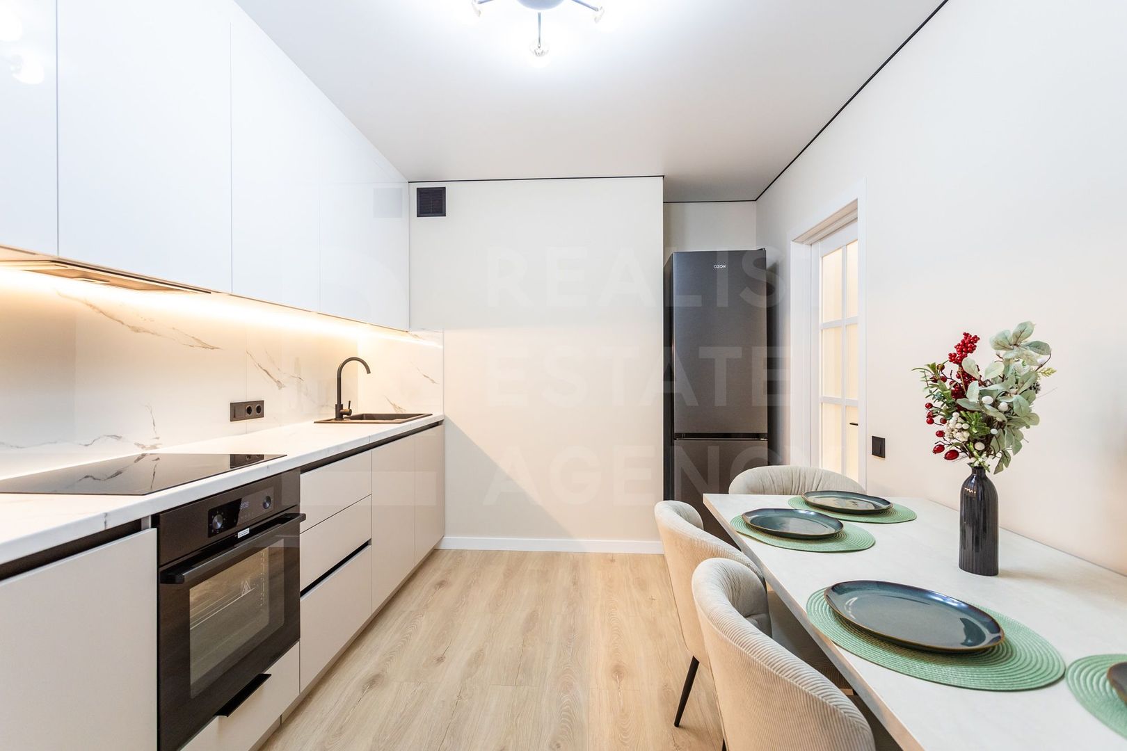 Vânzare, apartament, 2 camere+living, bul. Mircea cel Bătrân, Ciocana - Poză 5