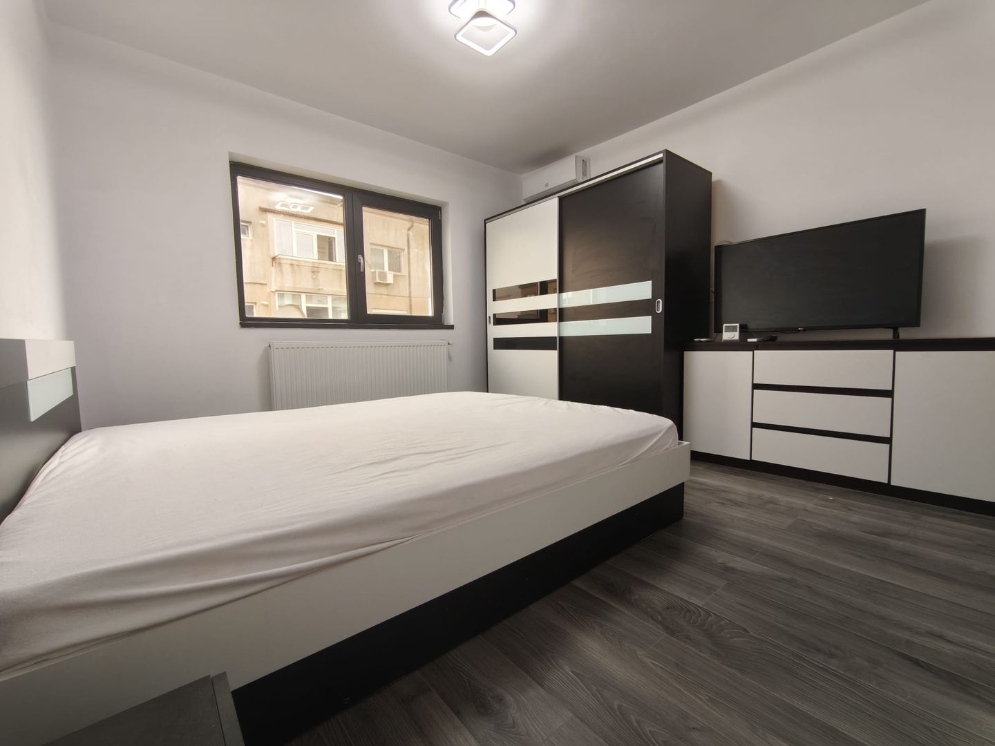 MANGALIA - Portului | 3 cam Renovat 2025 | Centrala | Ap Izolat termic - Poză 3