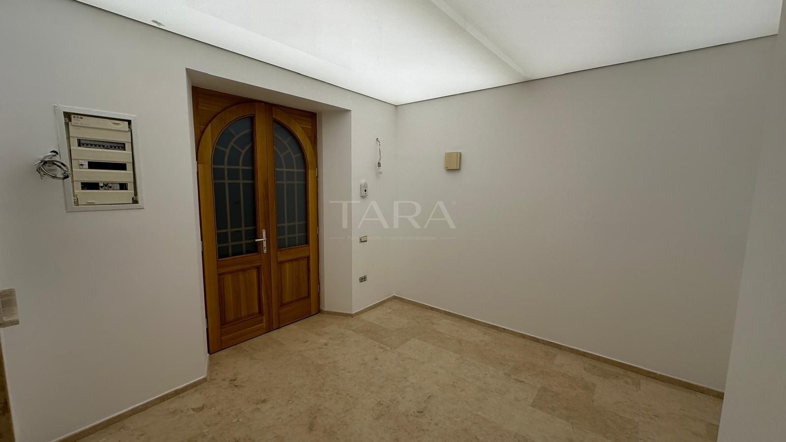 Apartament cu 2 camere Ultracentral, zona Piata Unirii - Poză 3