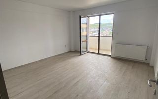 Ap. 1 camera Decomandat Bucium-Visan intabulat 0% comision - Poză 3