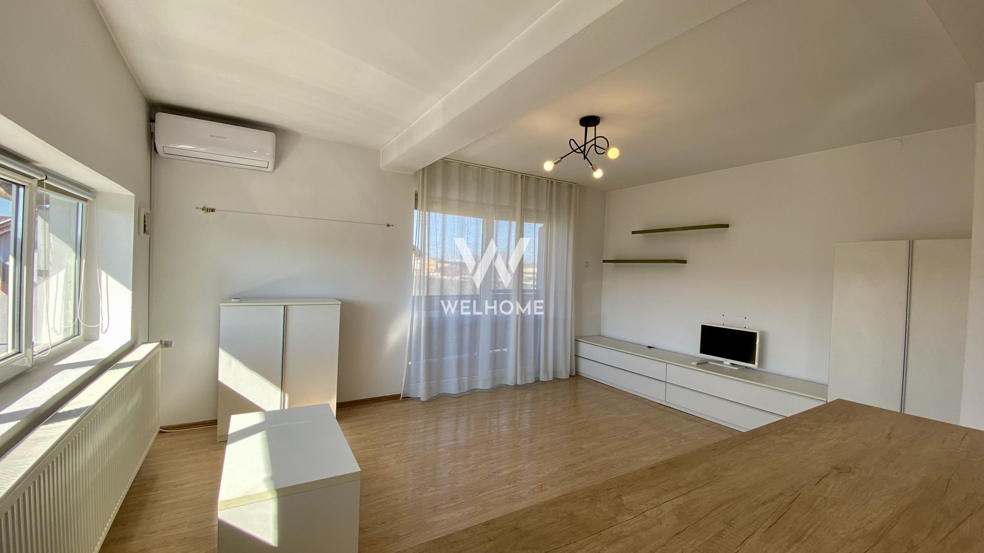 Vând apartament 2 camere zona Promenada Mall.  Sibiu - Poză 1