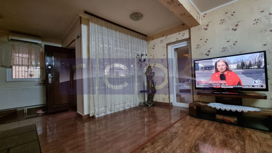 VANZARE CASA | DECOMANDATA | ZONA EROII REVOLUTIEI - Poză 2