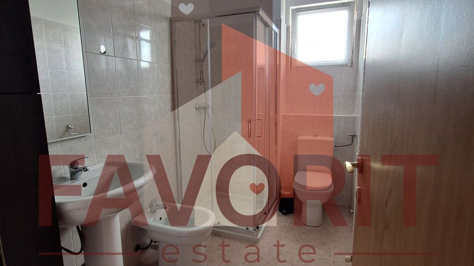 Bloc nou. Etaj intermediar. Pozitie excelenta - Poză 6