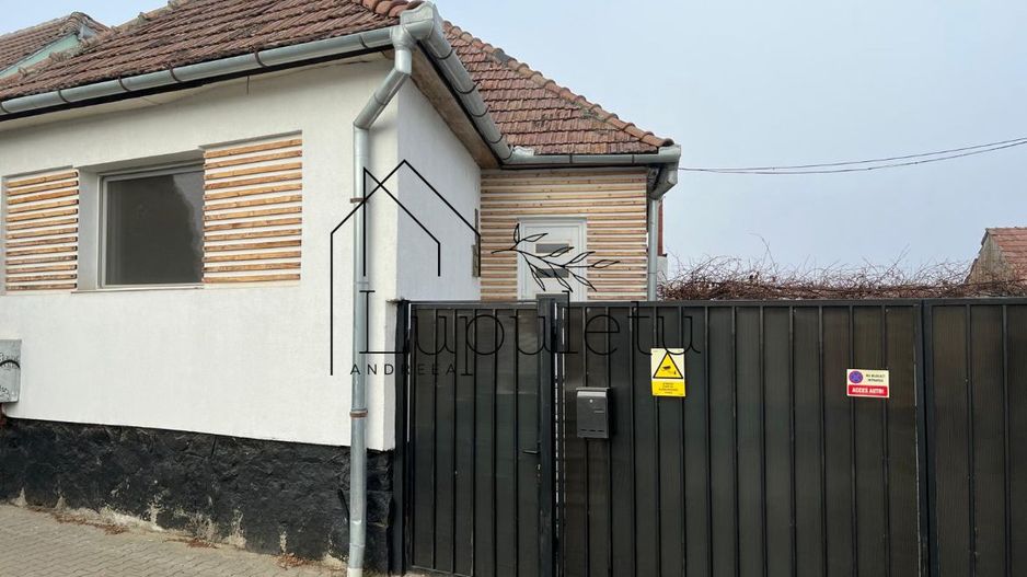 Casa Individuala de Inchiriat | 88 MPU | 2 Camere | Selimbar - Poză 1