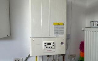 Casă cu mansardă și piscină de vânzare – Pictor Andreescu - Poză 16