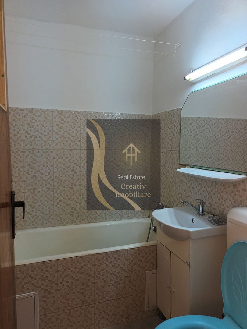 Apartament 2 camere , decomandat în Titan, sec.3 - Poză 2