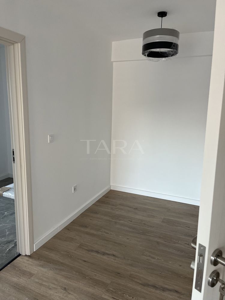 Apartament Spațios cu 3 Dormitoare și Terasă în Zona Dâmbul Rotund - Poză 3