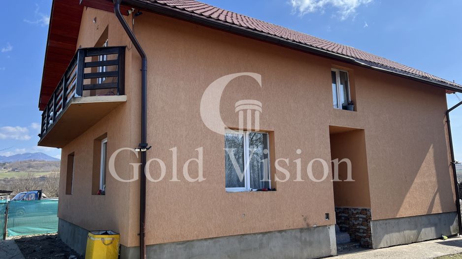 Case cu 6 camere, curte proprie + grădină proprie, în Bocicoiu Mare - Poză 13