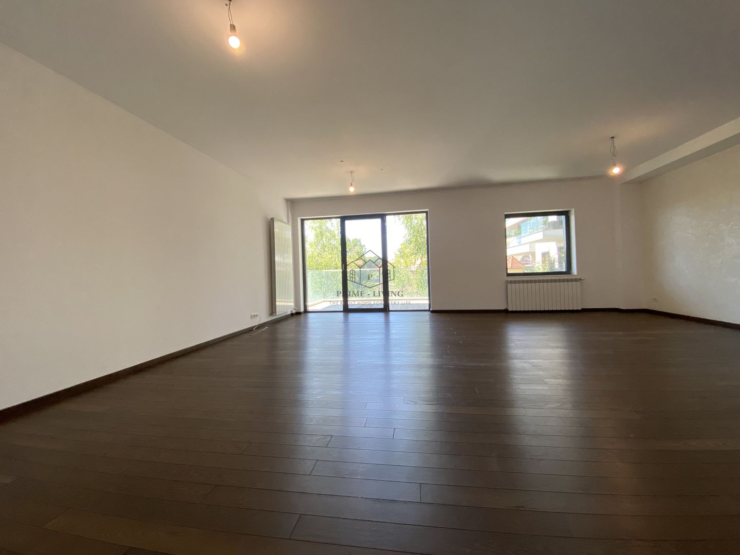 APARTAMENT SUPERB CU 4 DORMITOARE  LA  INCHIRIERE LANGA PARC HERASTRAU - Poză 2