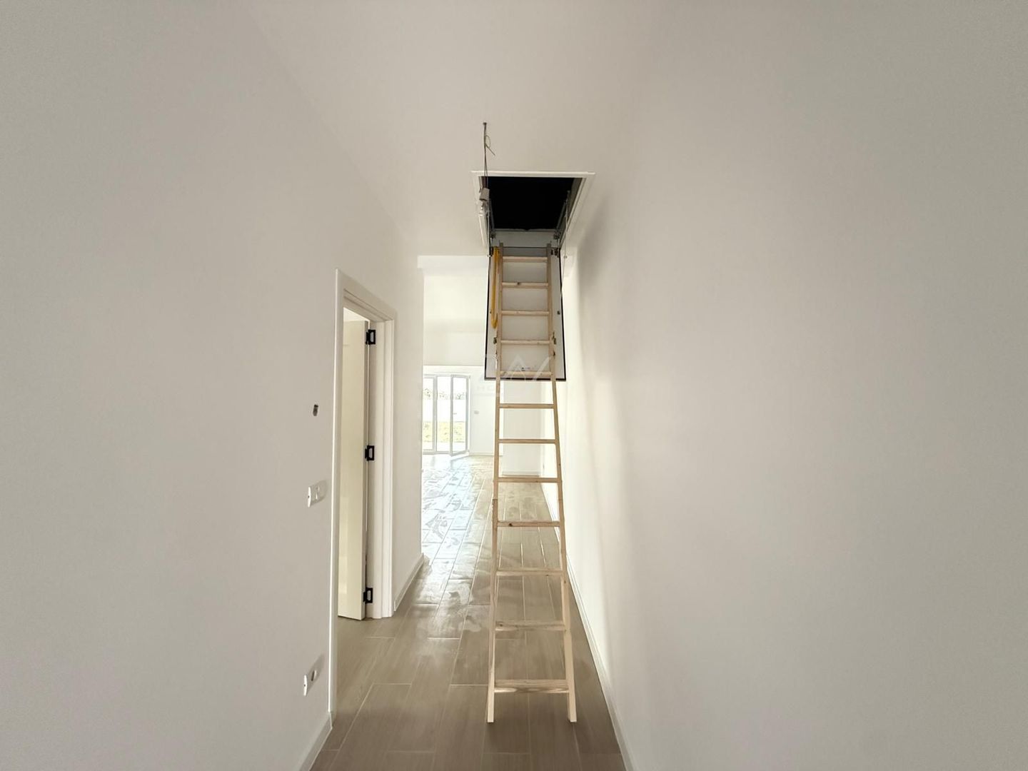 Comision 0. Duplex FINALIZAT 82 mp. Teren generos. - Poză 17