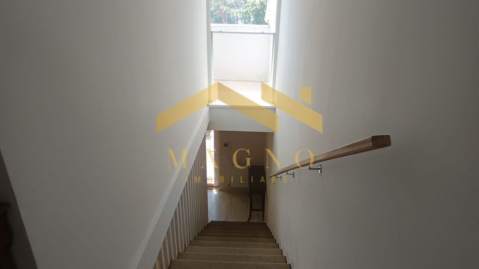 CASA SPATIOASA CU 4 CAMERE CARTIER GRADISTE - Poză 29