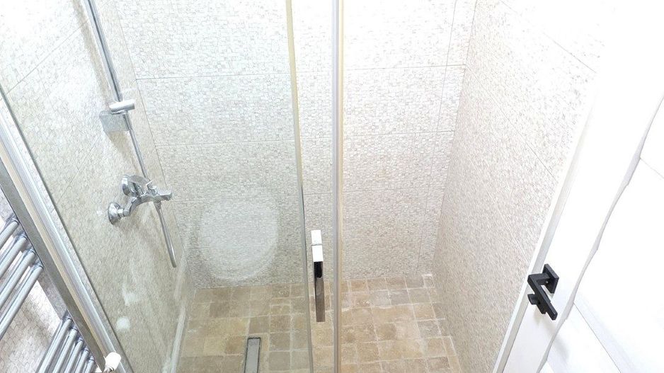 Garsonieră renovată tip open-space, etaj 2, VASLUI zona CONFECȚII; - Poză 7