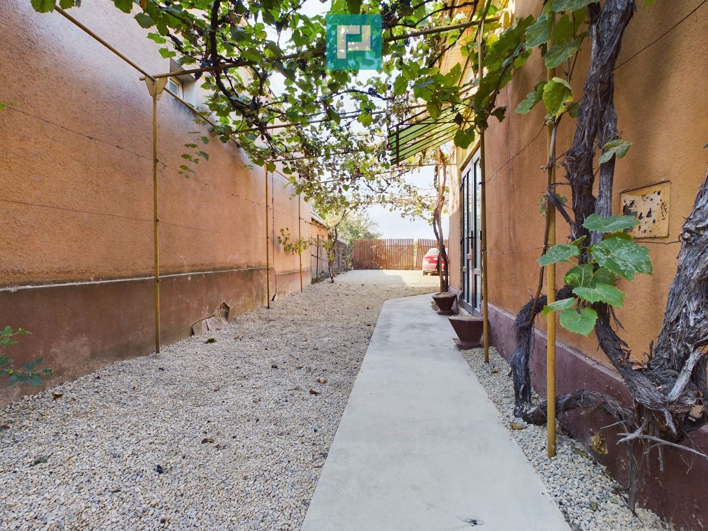 Casă 4 camere, zona centrală în Pâncota - Poză 14