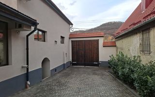 Casă complet renovată de vânzare în Amnaș – la doar 25 km de Sibiu! - Poză 6