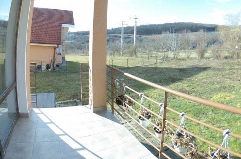 Casa moderna cu 4 camere in cartierul Orizont-Tur 3D virtual - Poză 11